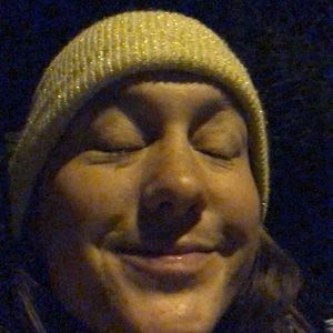 Meet your Posher, Addy